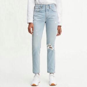 Levi's 501 Skinny Light Wash Distressed Jeans in Low Pro Size 25